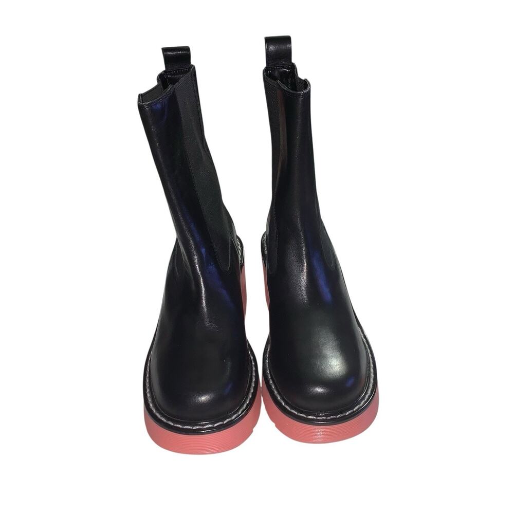 Marc Fisher- BLACK CHUNKY FREDY LUG SOLE BOOTIE- pink bottoms- Size 7 M - Picture 12 of 13